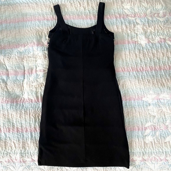 EN FOCUS STUDIO Above the Knee Black Pencil Dress with Straps - Picture 4 of 6